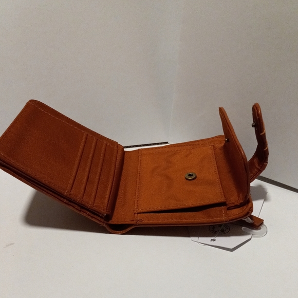 NWT Time and Tru Woman Wallet - Picture 4 of 8